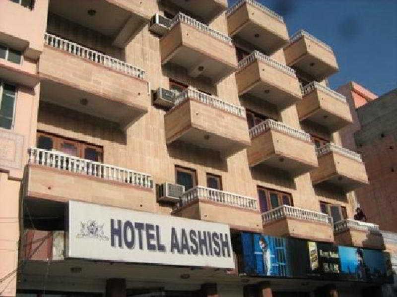 Hotel Aashish Jaipur Bagian luar foto